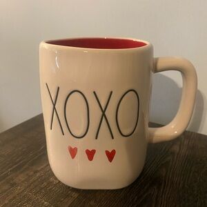 Rae Dunn Cream and Red XOXO Mug NEW